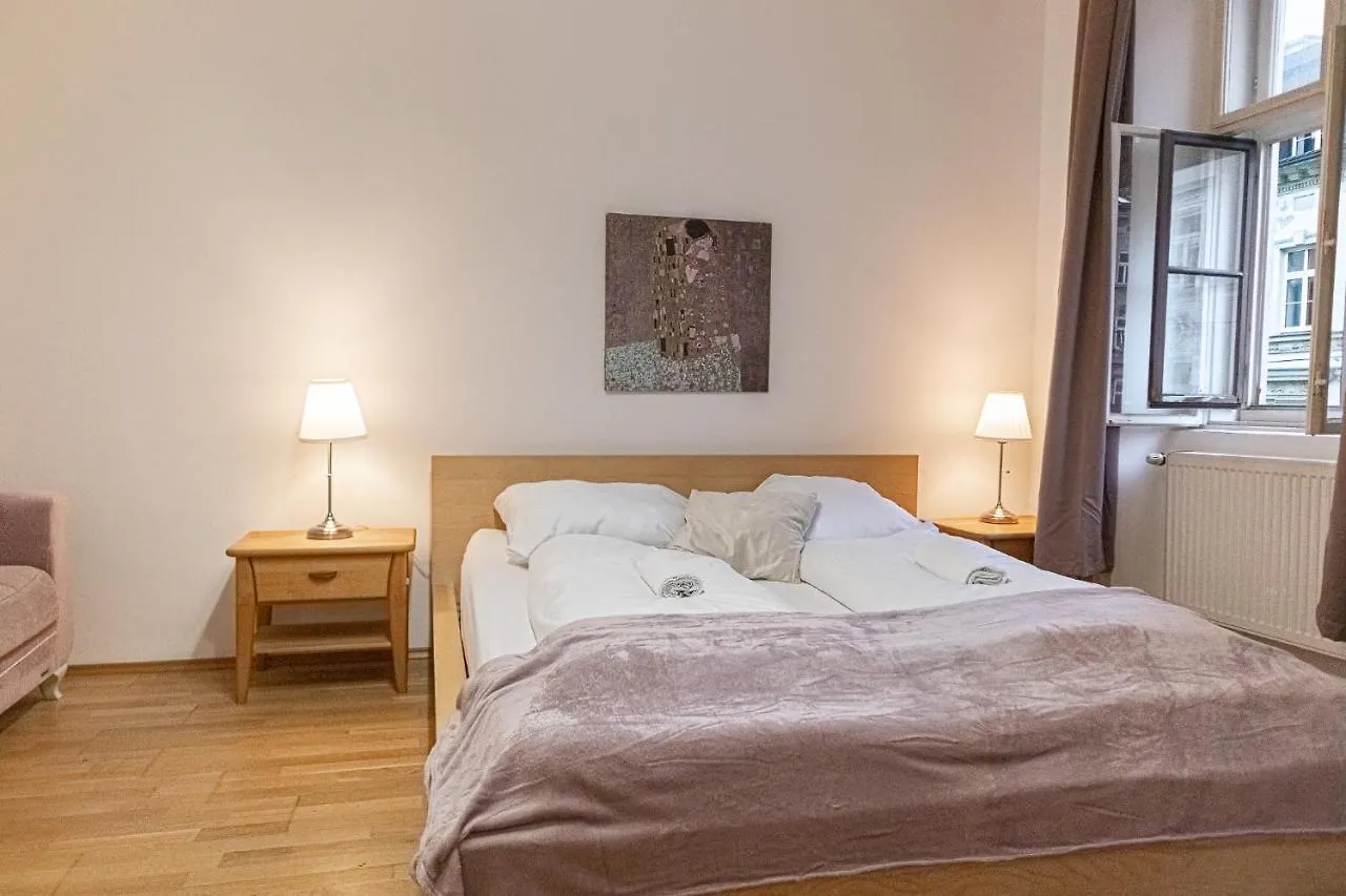 Apartament Pleasing 2Br Apt.-Perfect For Longstays Wiedeń