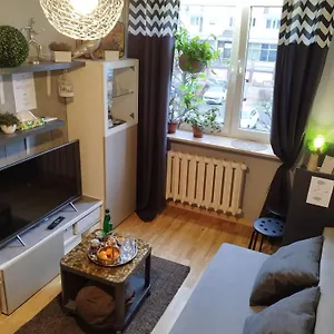 Niewielki Dla Jednej Osoby Lub Pary. , Warszawa Polska